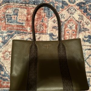 Michael Kors Tote
